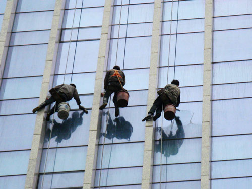 长沙金月时代清洁服务有限公司,长沙家政保洁,专业外墙清洗,石材养护,专业屋面防水